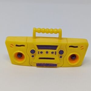 Betty Spaghetty Vintage 1998 Boom Box from Fun at the Beach French Doll Set
